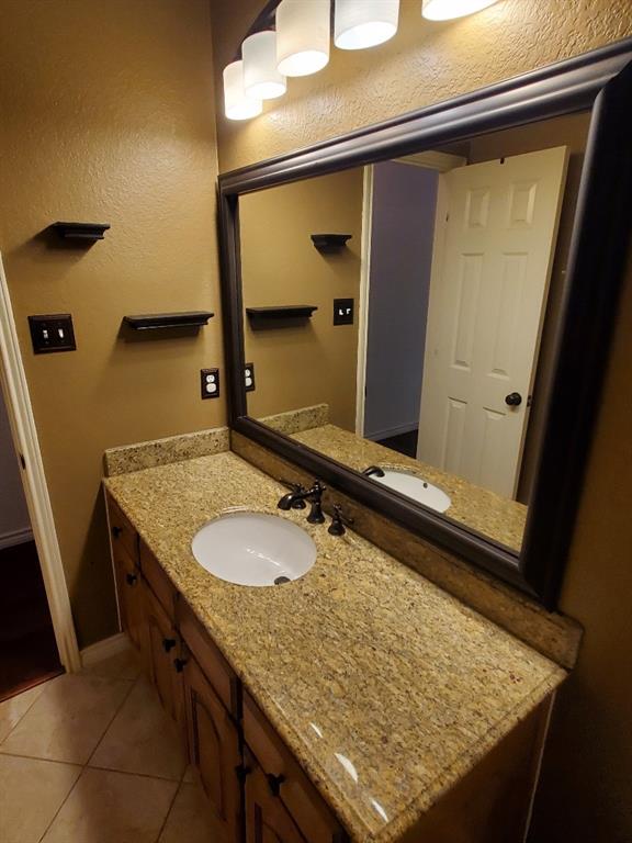 Riverchase Ph Two - Residential Lease