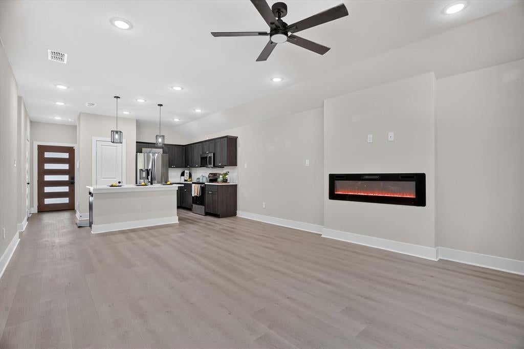 461 Peace Lily Way