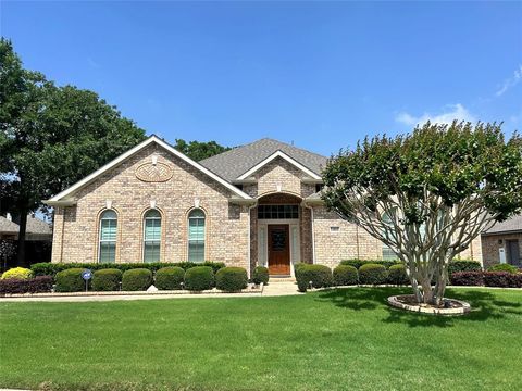 Photo of 1401 Ballycastle Lane, Corinth, TX 76210 (MLS # 21252487)
