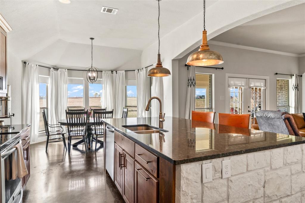 Bella Vista - Residential