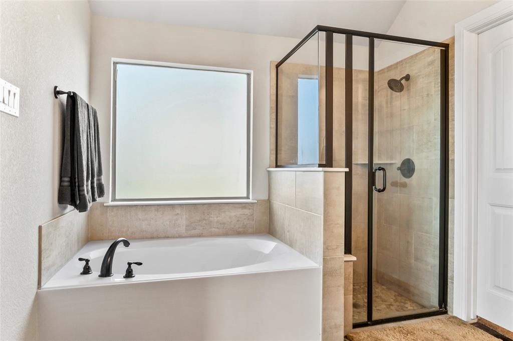 Bella Vista - Residential