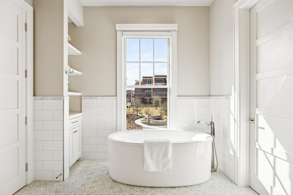 Garden District & Ph C Brownst - Residential