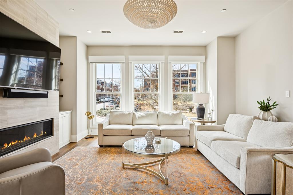 Garden District & Ph C Brownst - Residential