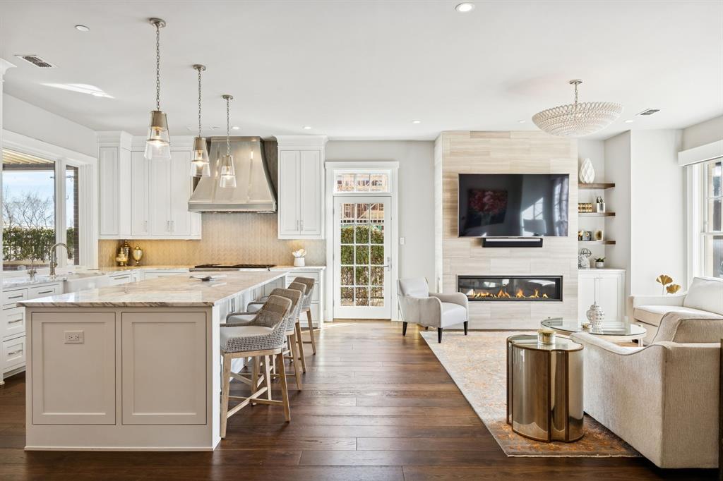 Garden District & Ph C Brownst - Residential