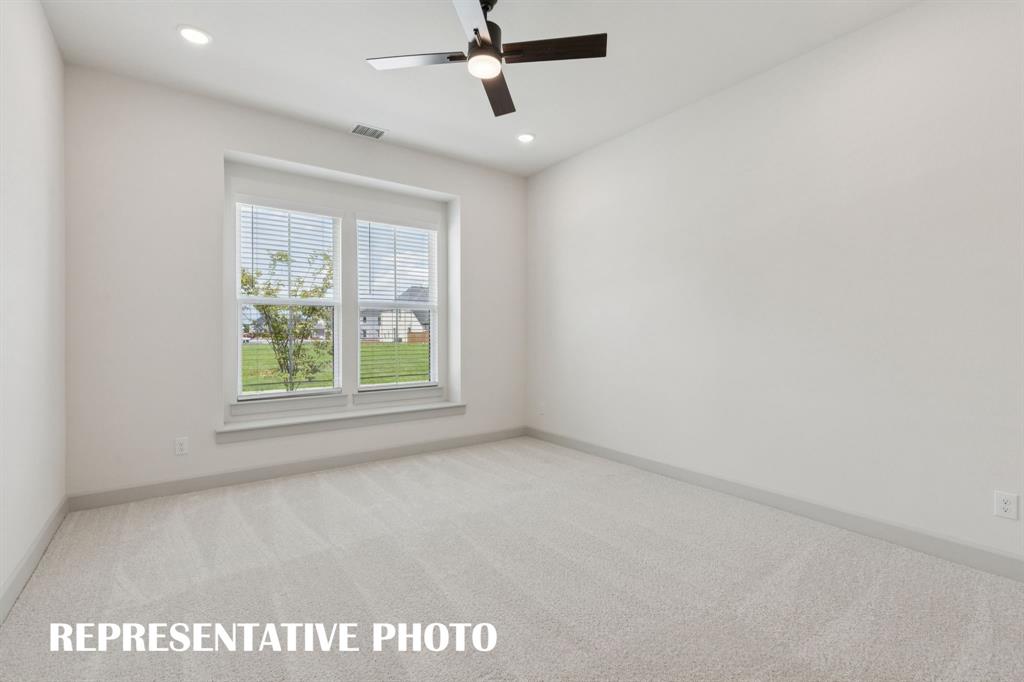 1233 Beebalm Mews