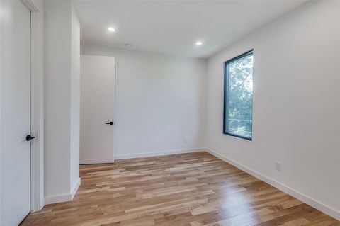 Tiny photo for 4525 Weldon Street, Dallas, TX 75204 (MLS # 21193445)