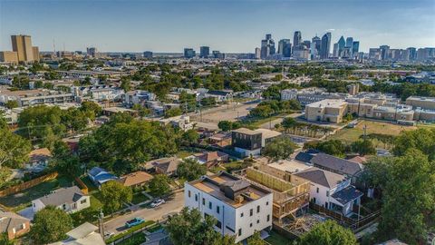 Tiny photo for 4525 Weldon Street, Dallas, TX 75204 (MLS # 21193445)