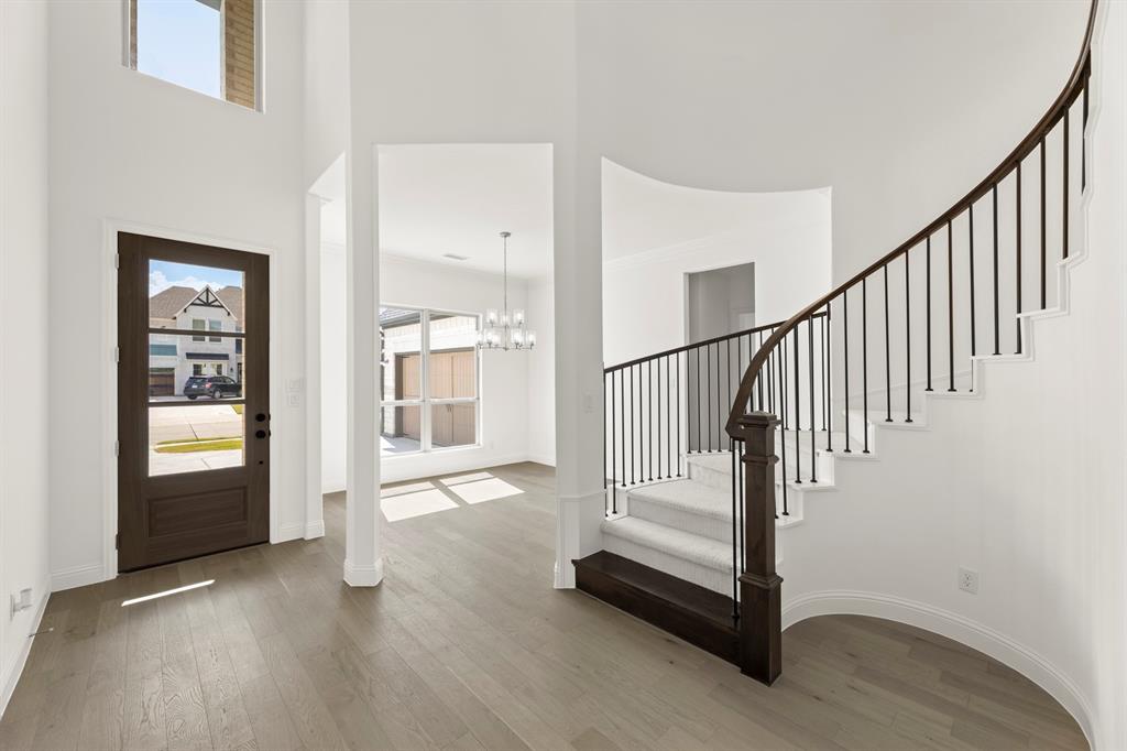 2114 Clairmount Drive