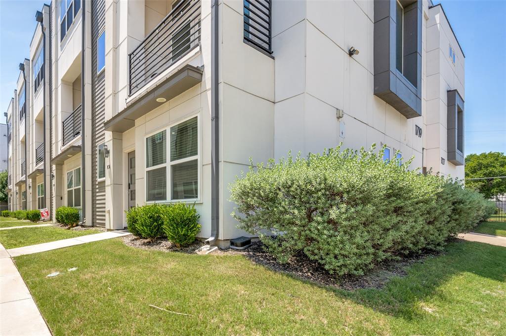 Caddo Park Condo Bldg 1719 - Residential