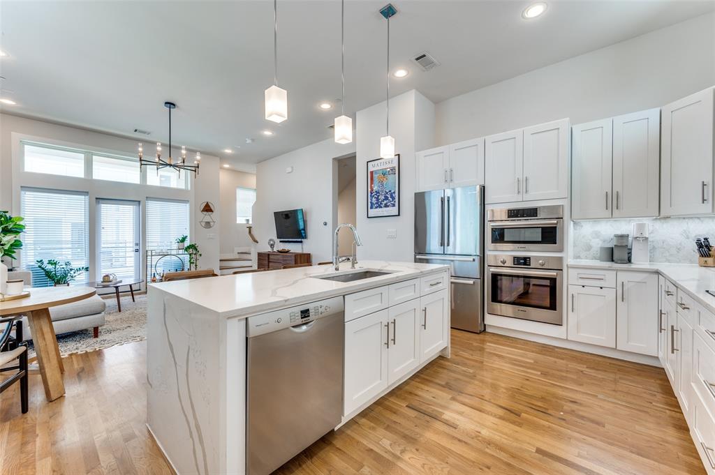 1719 Caddo Street 101