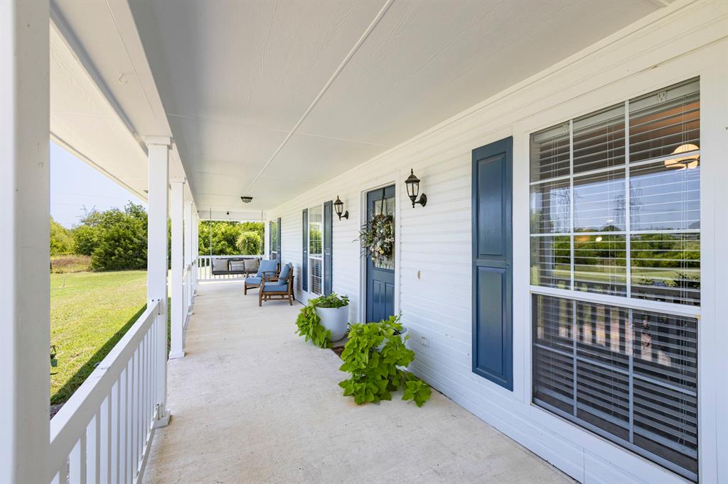 18116 County Road 949