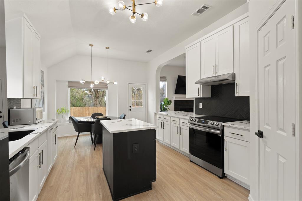 Sheperds Glen 02 - Residential