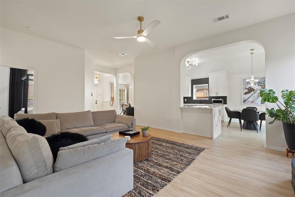 Sheperds Glen 02 - Residential