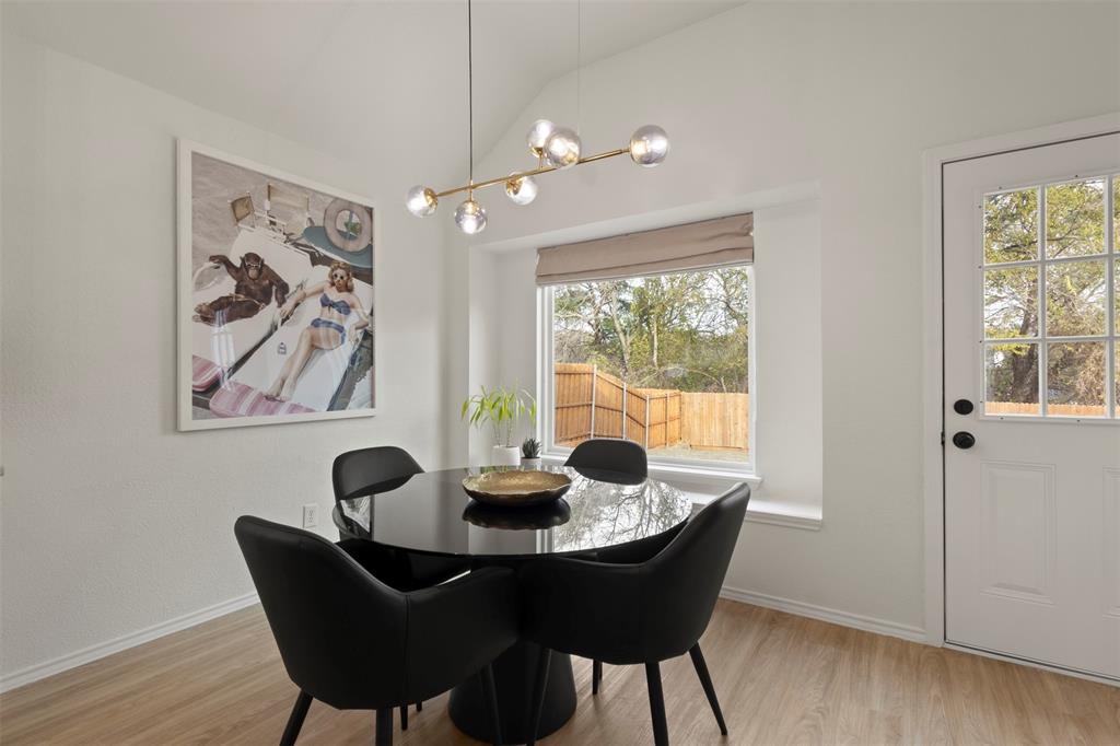 Sheperds Glen 02 - Residential