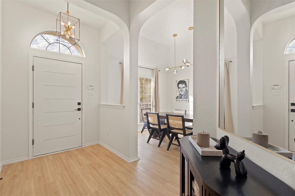 Sheperds Glen 02 - Residential