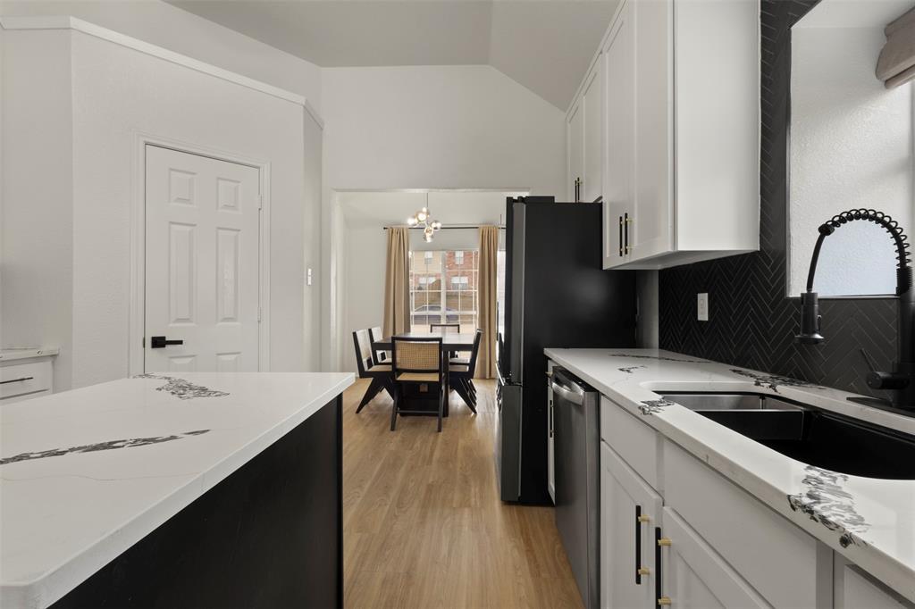 Sheperds Glen 02 - Residential