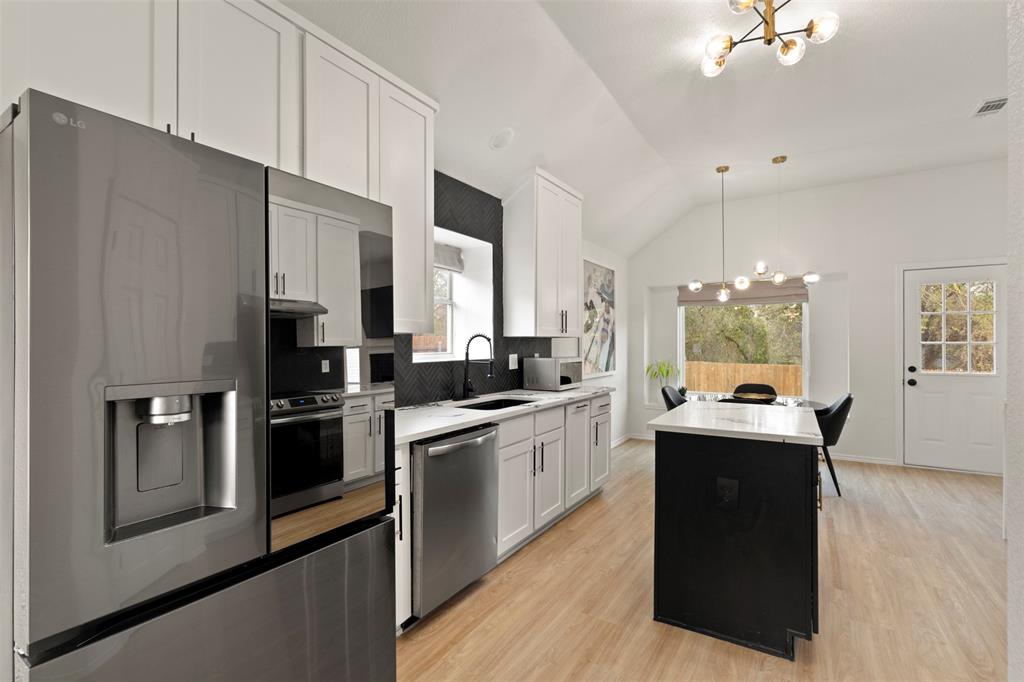 Sheperds Glen 02 - Residential