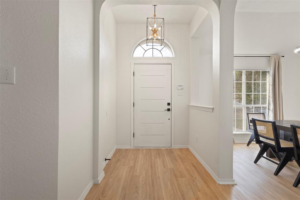 Sheperds Glen 02 - Residential