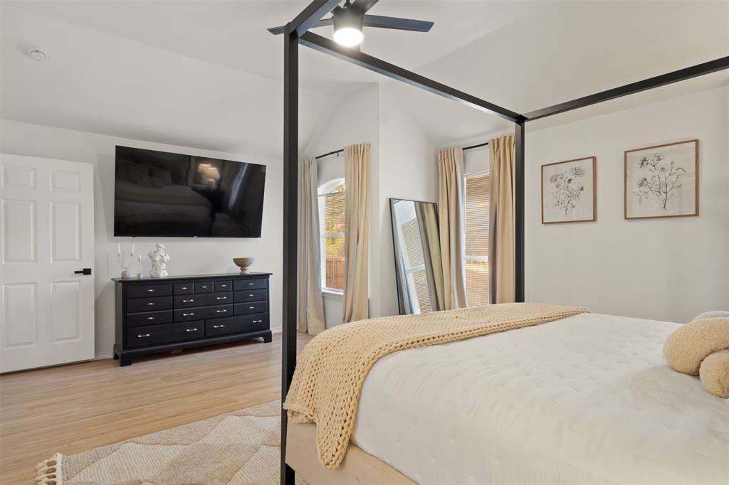 Sheperds Glen 02 - Residential