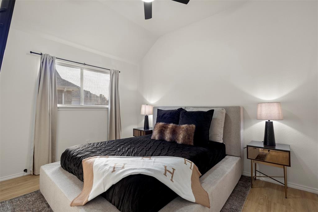 Sheperds Glen 02 - Residential