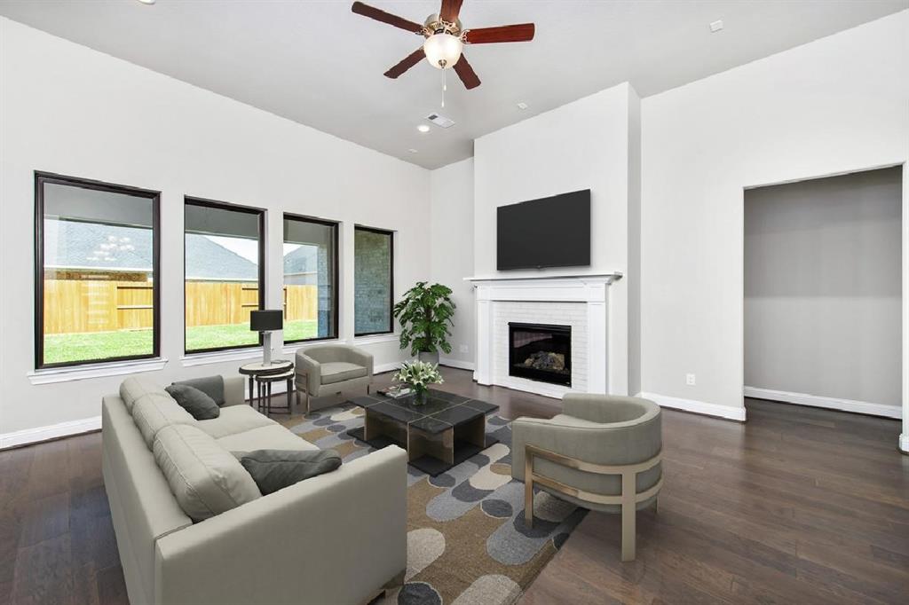 Toll Brothers at Walsh - Residential