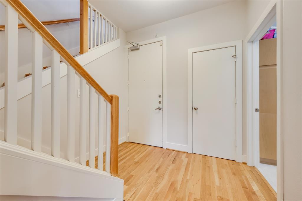 5055 Addison Circle 407