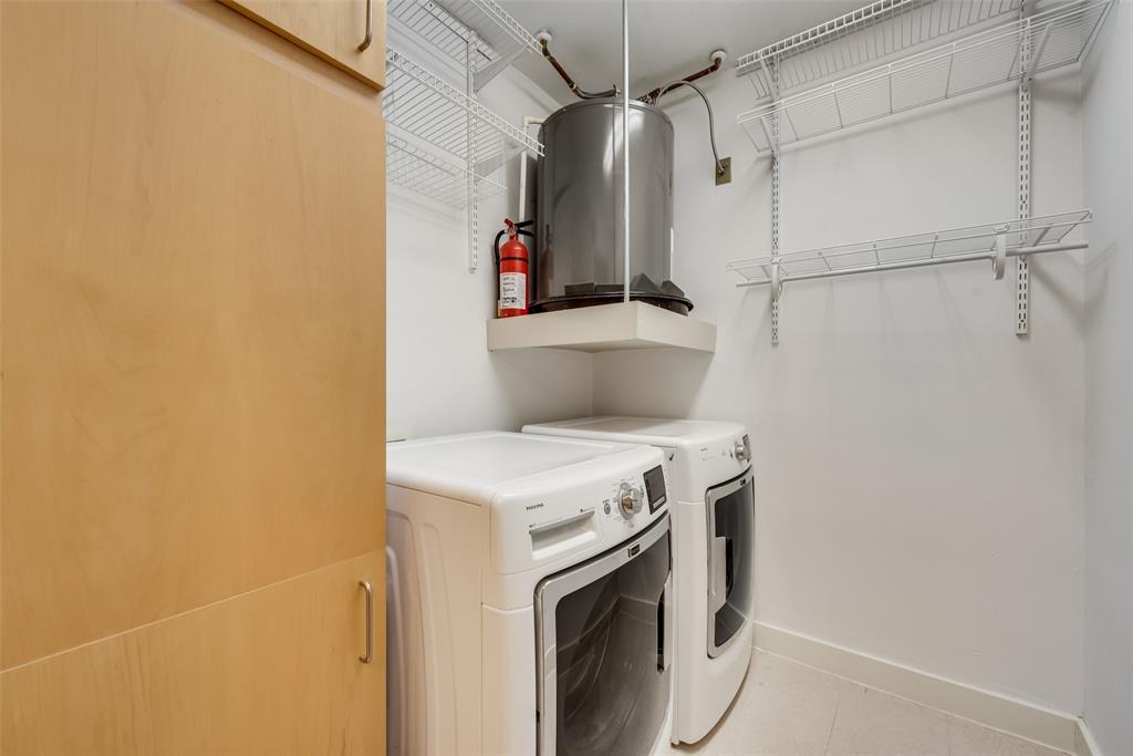 5055 Addison Circle 407