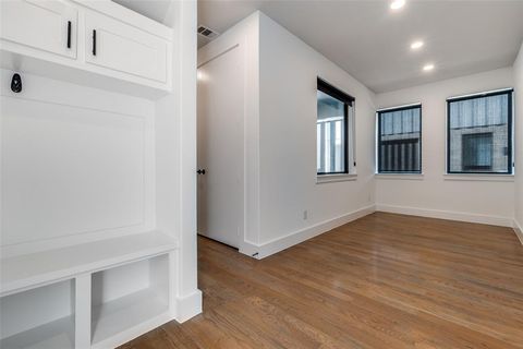 Tiny photo for 1914 La Croix Place, Dallas, TX 75214 (MLS # 21100040)