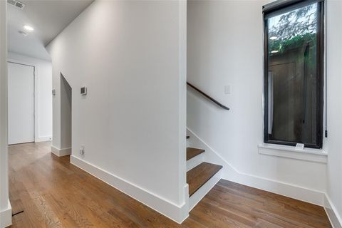 Tiny photo for 1914 La Croix Place, Dallas, TX 75214 (MLS # 21100040)