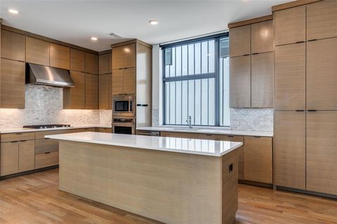 Tiny photo for 1914 La Croix Place, Dallas, TX 75214 (MLS # 21100040)