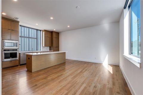 Tiny photo for 1914 La Croix Place, Dallas, TX 75214 (MLS # 21100040)