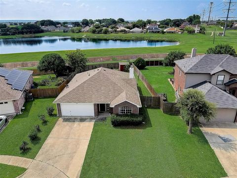 2048 Waterfield Court Grand Prairie TX 75052