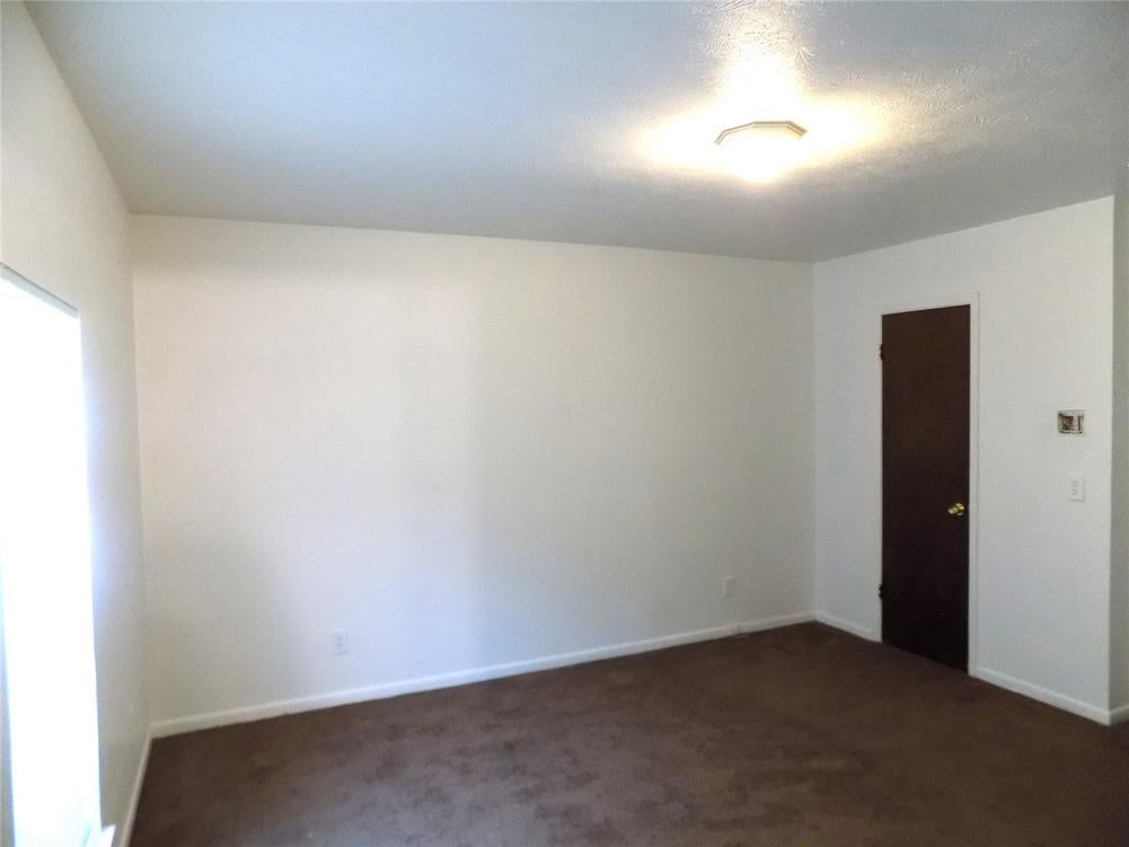1763 Meadow Crest Lane