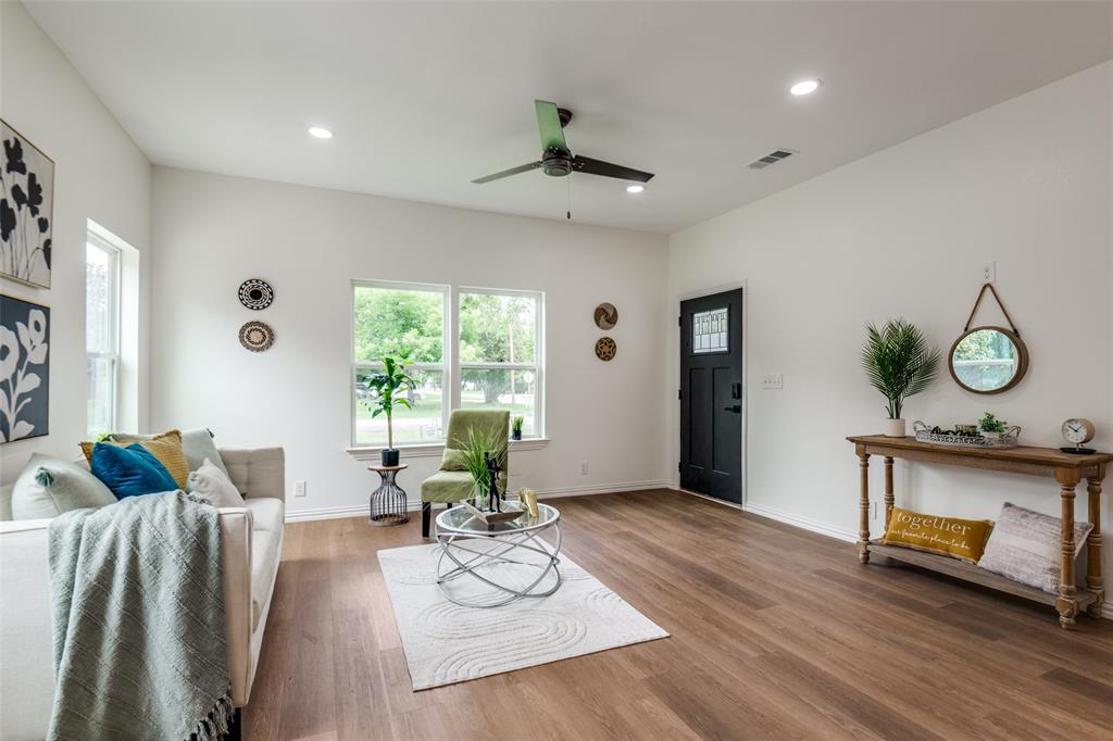 Moore & Nash - Residential