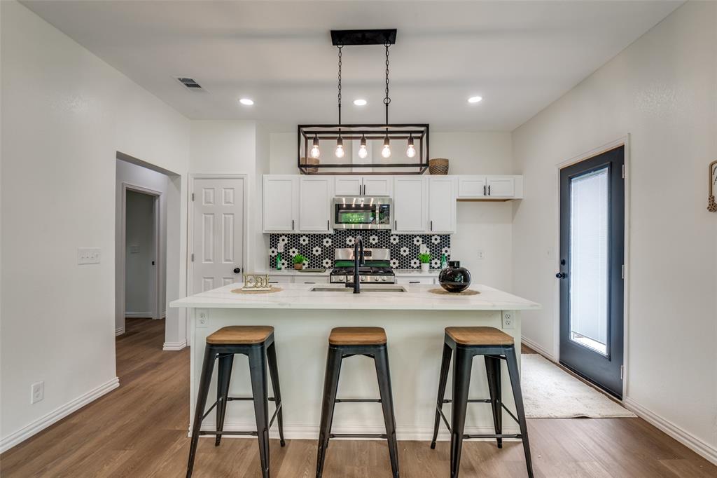 Moore & Nash - Residential