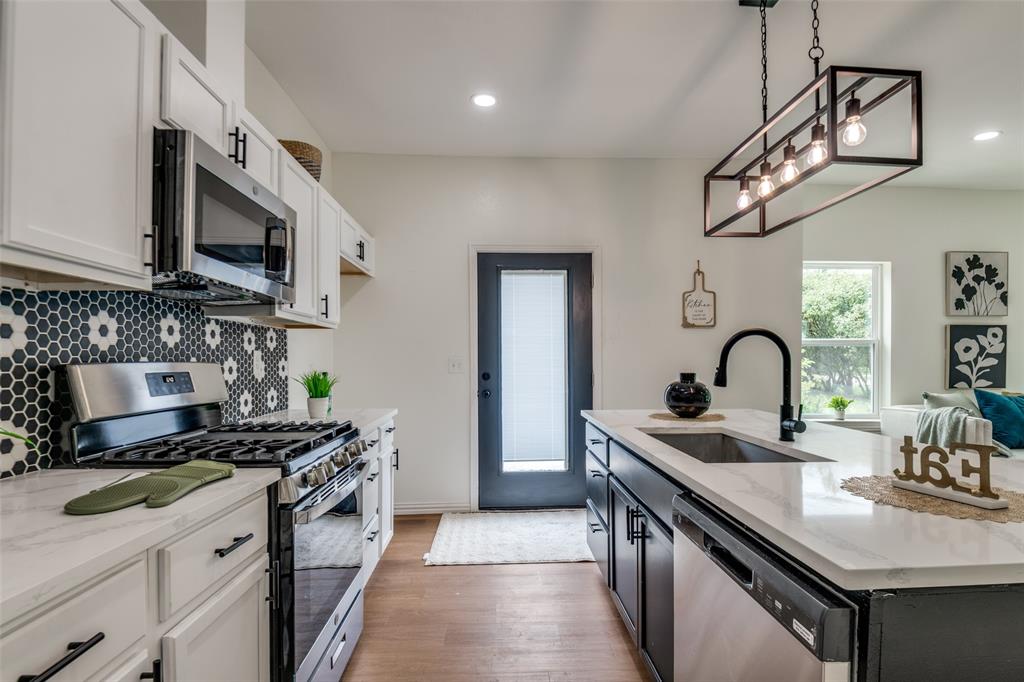 Moore & Nash - Residential