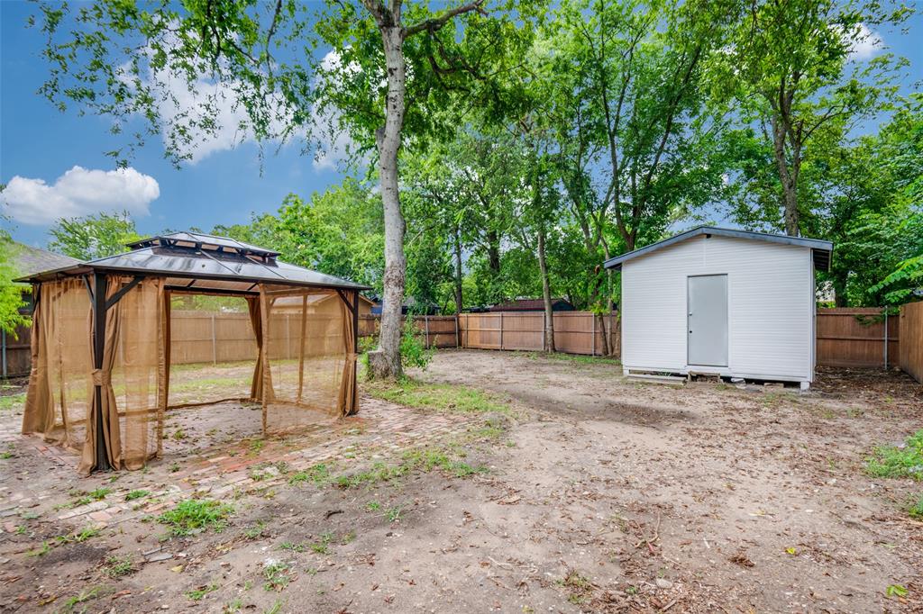 Moore & Nash - Residential