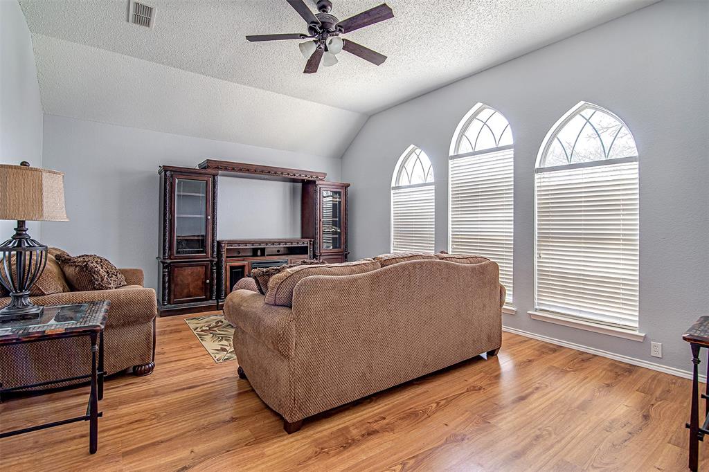 Lakewood Ph Mt Valley 01 Country - Residential Lease