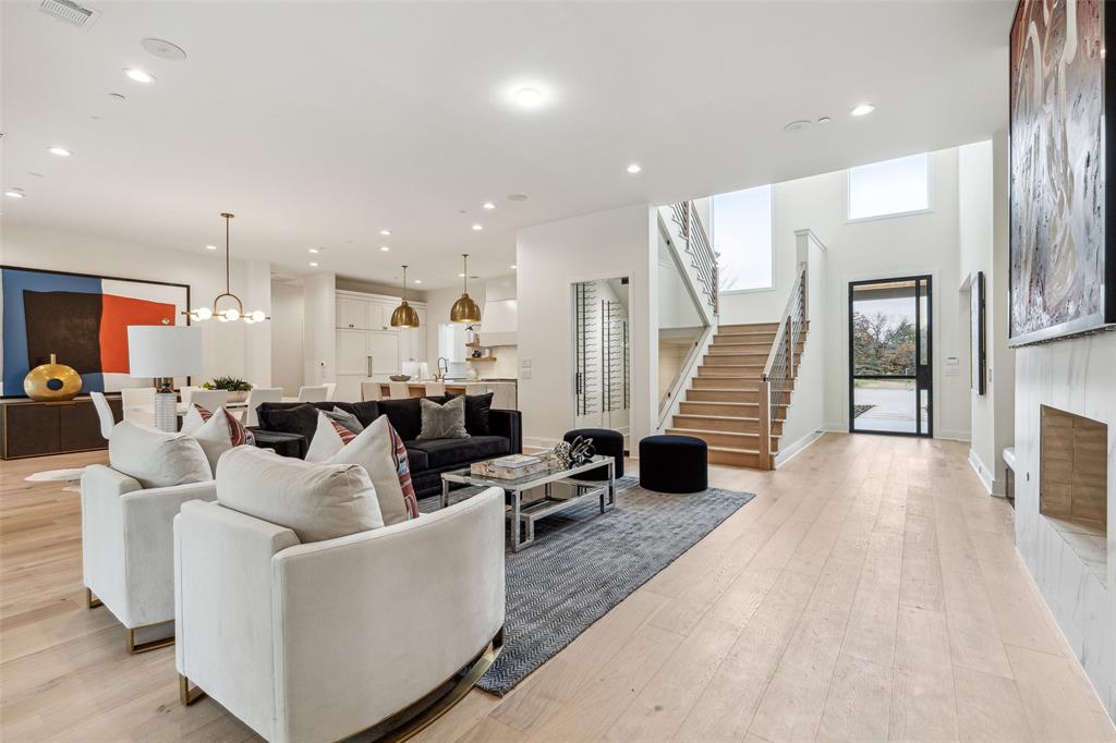 Stony Brook - Residential