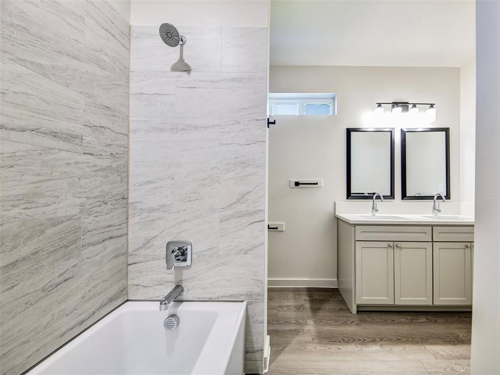 Runaway Bay - Residential