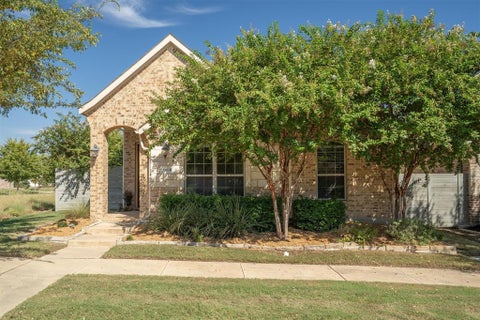 Photo of 1008 10th Street, Argyle, TX 76226 (MLS # 21408730)
