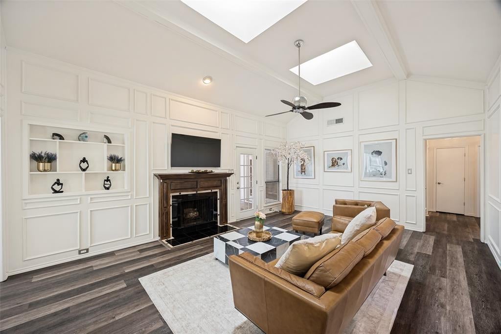 9140 Sweetwater Drive