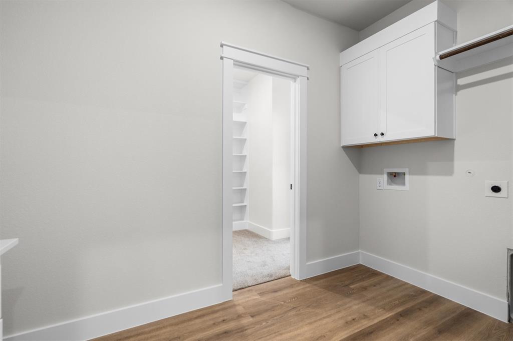 Green Prairie Country Estates - Residential