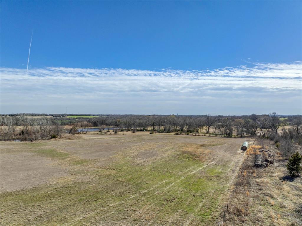 HORUR4OLD) CLS 4 RURAL HOWE 2000 AND OLDER - Land