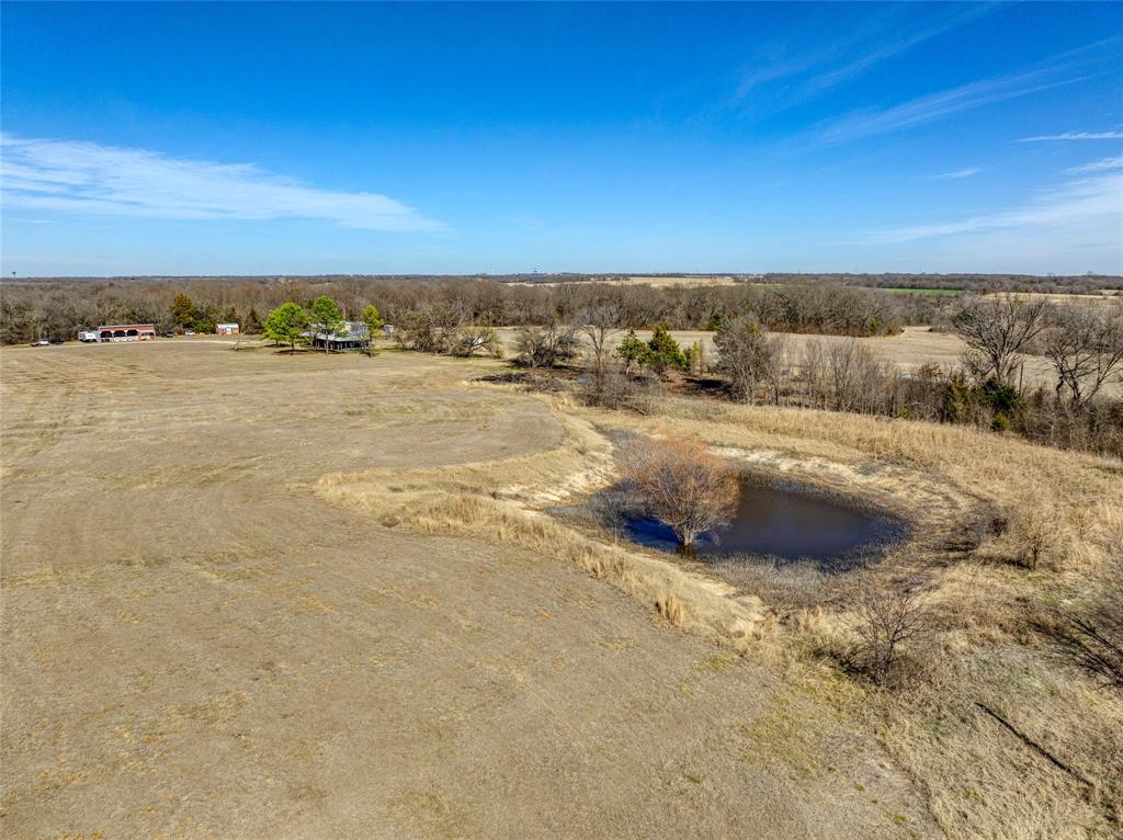 HORUR4OLD) CLS 4 RURAL HOWE 2000 AND OLDER - Land