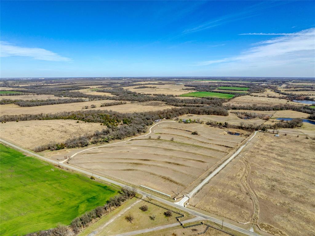 HORUR4OLD) CLS 4 RURAL HOWE 2000 AND OLDER - Land