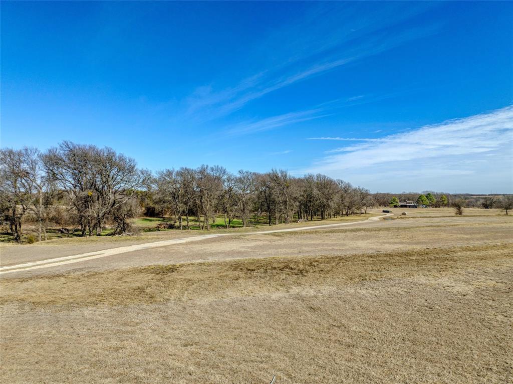 HORUR4OLD) CLS 4 RURAL HOWE 2000 AND OLDER - Land