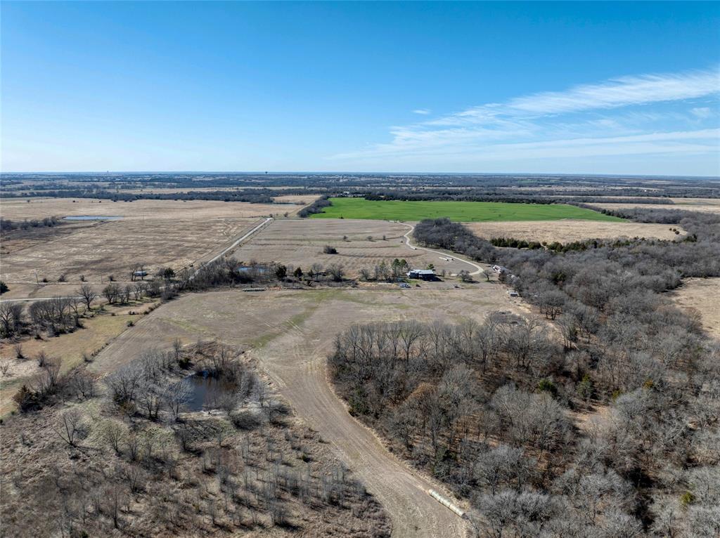 HORUR4OLD) CLS 4 RURAL HOWE 2000 AND OLDER - Land