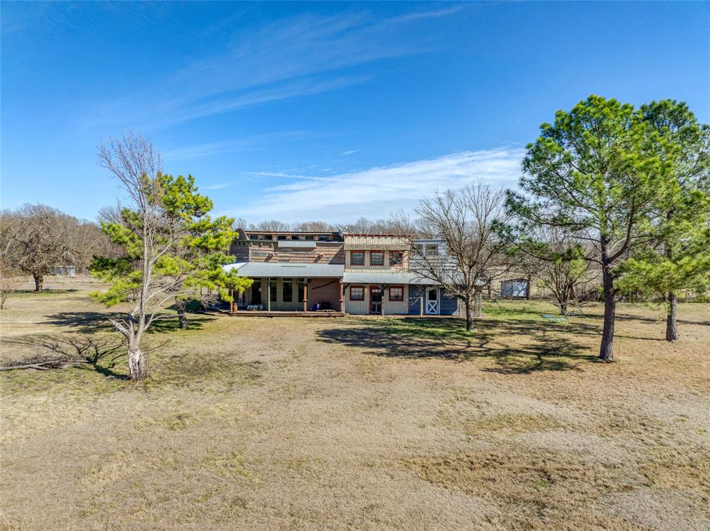 HORUR4OLD) CLS 4 RURAL HOWE 2000 AND OLDER - Land