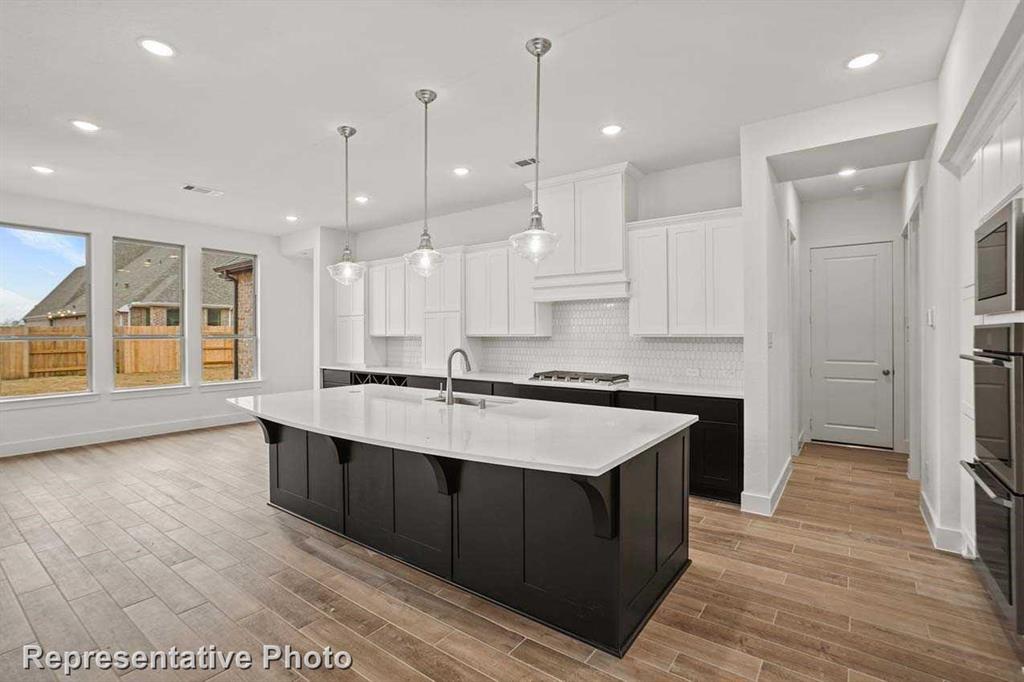 4909 Triadic Lane